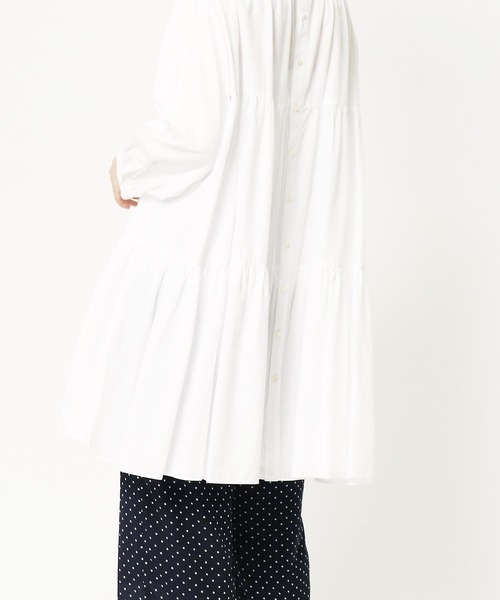 GRANDMA MAMA DAUGHTER(グランマママドーター)の「∴【GRANDMA MAMA DAUGHTER / グランママドーター】ティアードチュニック TS912321(シャツ/ブラウス・レディース・ホワイト/ブラック・2/1/0)」の3枚目の写真