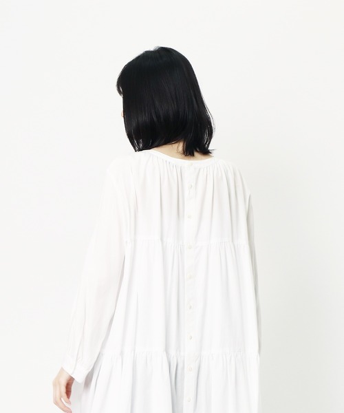 GRANDMA MAMA DAUGHTER(グランマママドーター)の「∴【GRANDMA MAMA DAUGHTER / グランママドーター】ティアードチュニック TS912321(シャツ/ブラウス・レディース・ホワイト/ブラック・2/1/0)」の7枚目の写真