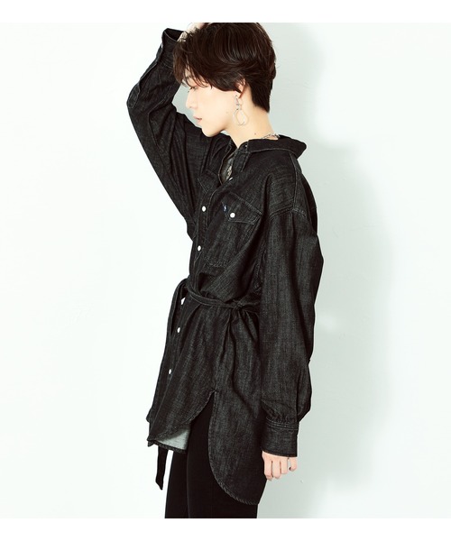 Lee(リー)の「ウエストマーク デニムシャツ(シャツ/ブラウス・レディース・インディゴブルー/ブラック系その他・SMALL/MEDIUM)」の8枚目の写真