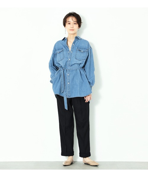 Lee(リー)の「ウエストマーク デニムシャツ(シャツ/ブラウス・レディース・インディゴブルー/ブラック系その他・SMALL/MEDIUM)」の17枚目の写真