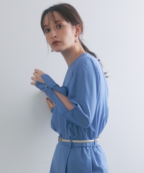 ANAYI(アナイ)の「【InRed 12月号掲載】ウールポプリンタックスリーブ ブラウス <手洗い可>(シャツ/ブラウス・レディース・ライトグレー/ライトブルー・38)」の16枚目の写真
