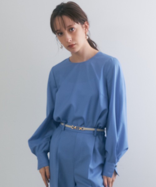 ANAYI(アナイ)の「【InRed 12月号掲載】ウールポプリンタックスリーブ ブラウス <手洗い可>(シャツ/ブラウス・レディース・ライトグレー/ライトブルー・38)」の18枚目の写真