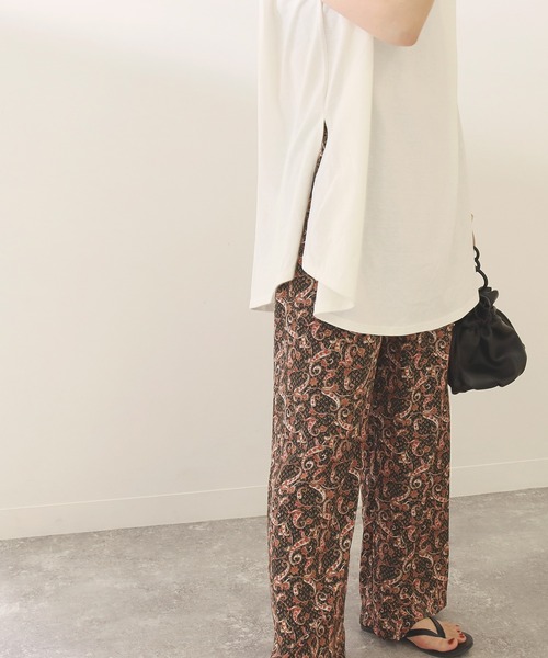 Factor=（ファクターイコール）の「ショルダータックノースリーブカットソートップス（Tシャツ/カットソー・レディース・オフホワイト/グレイッシュベージュ/ブラック・FREE）」の8枚目の写真