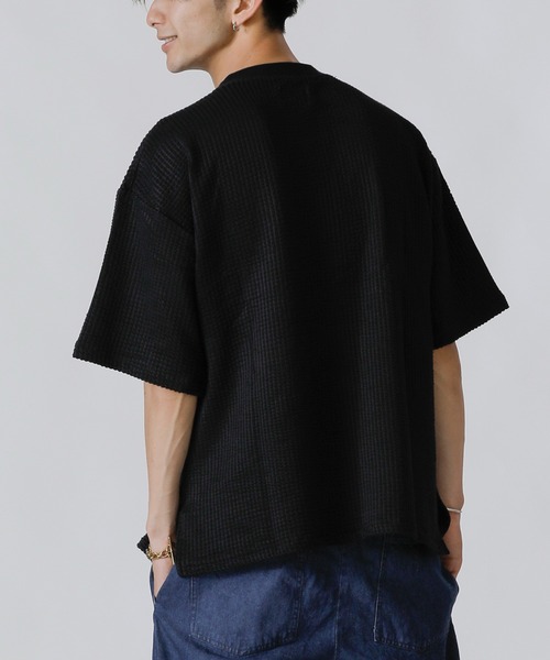 ADMIX/ATELIER SAB MEN（アドミックスアトリエサブメン）の「【Lounge wear】ビッグワッフル ／ モックネック オーバーサイズ　Tシャツ（Tシャツ/カットソー・メンズ・ブラック/ネイビー/ベージュ・48/50/52）」の4枚目の写真
