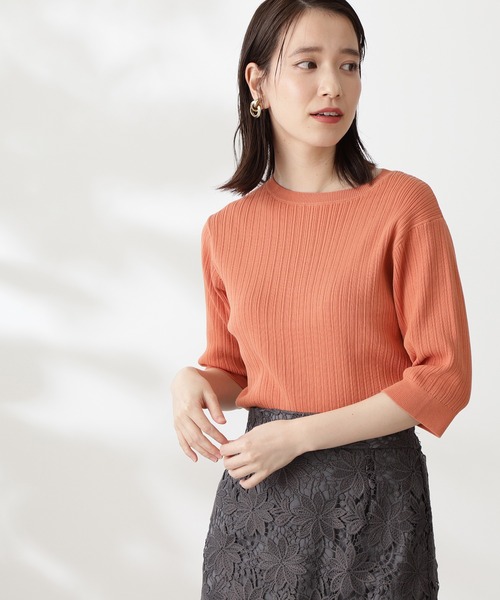 N.（N. Natural Beauty Basic）（エヌエヌナチュラルビューティーベーシック）の「ハイツイストコットンレーヨンランダムリブニット（ニット/セーター・レディース・ホワイト/ネイビー/オレンジ/ブルー・MEDIUM）」の4枚目の写真