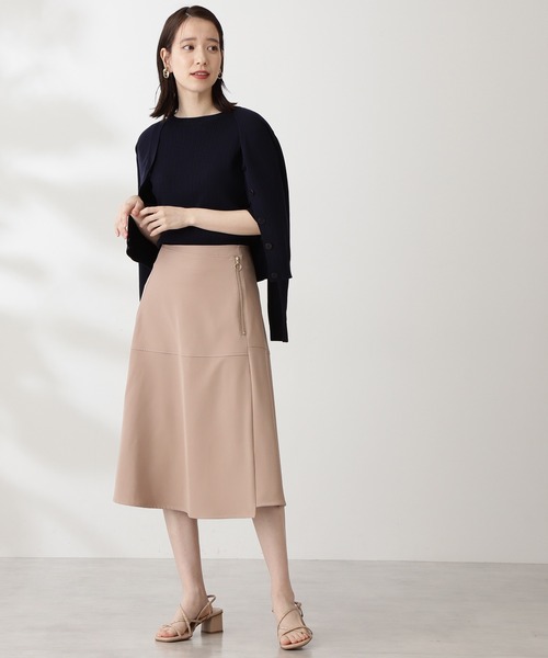 N.（N. Natural Beauty Basic）（エヌエヌナチュラルビューティーベーシック）の「ハイツイストコットンレーヨンランダムリブニット（ニット/セーター・レディース・ホワイト/ネイビー/オレンジ/ブルー・MEDIUM）」の14枚目の写真