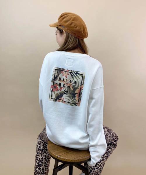 BILLABONG(ビラボン)の「BILLABONG/ビラボン ルーズシルエット バックプリントロゴトレーナー BB014-002(スウェット・レディース・ホワイト/ブラック/ベージュ・M/L)」の1枚目の写真