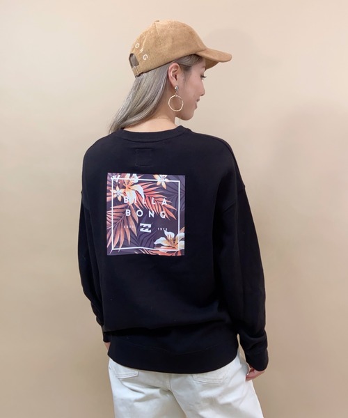 BILLABONG(ビラボン)の「BILLABONG/ビラボン ルーズシルエット バックプリントロゴトレーナー BB014-002(スウェット・レディース・ホワイト/ブラック/ベージュ・M/L)」の2枚目の写真