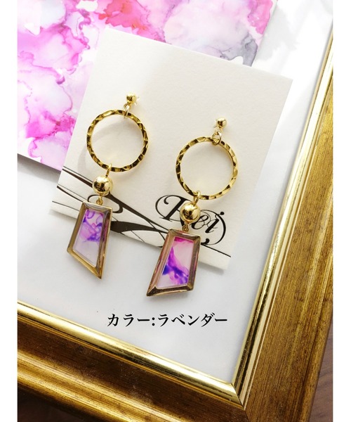 tone(トーン)の「【零-Rei-】瞬きシリーズ 揺れる多角形ピアス(MA)(ピアス(両耳用)・レディース・パープル/レッド/ターコイズブルー/イエロー/グリーン/ブラウン/ピンク/ブルー/ホワイト/オレンジ/ラベンダー/グリーン系その他/カーキ・FREE)」の10枚目の写真