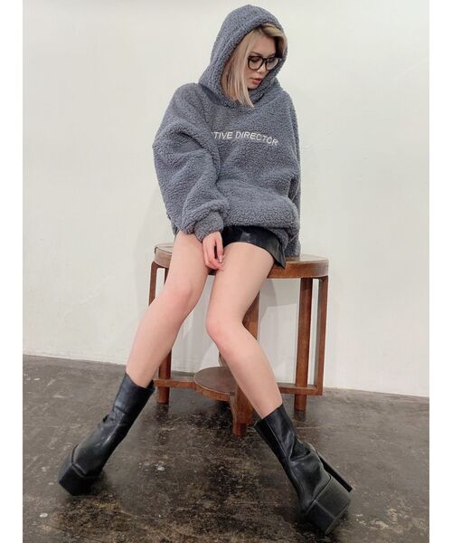 GYDA（ジェイダ）の「CREATIVE DIRECTORボアフードパーカー（パーカー・レディース・オフホワイト/チャコールグレー/ブラウン・FREE）」の18枚目の写真