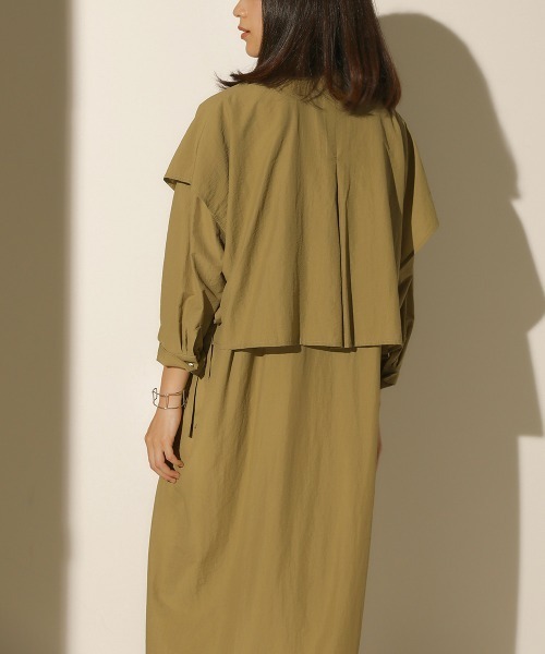 Bou Jeloud(ブージュルード)の「シャツレイヤードチュニック(チュニック・レディース・カーキ/A・38)」の6枚目の写真