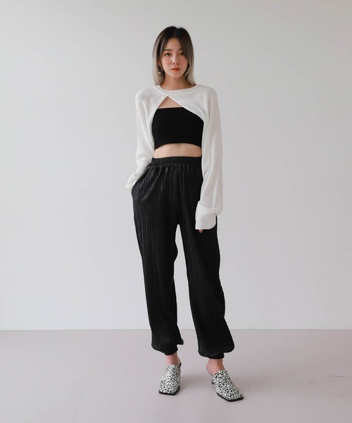 UNE MANSION（ユヌマンション）の「スクエアミュール（パンプス・レディース・ブラック/ブラウン/アイボリー/レオパード・23.0cm/24.0cm/25.0cm）」の16枚目の写真