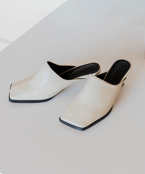 UNE MANSION（ユヌマンション）の「スクエアミュール（パンプス・レディース・ブラック/ブラウン/アイボリー/レオパード・23.0cm/24.0cm/25.0cm）」の12枚目の写真