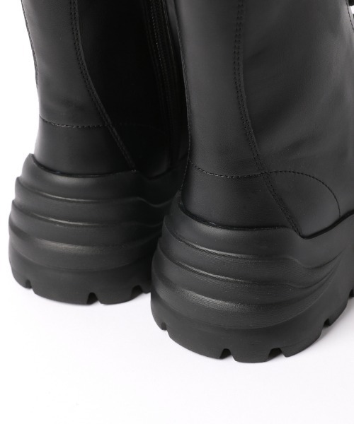 LOWRYS FARM（ローリーズファーム）の「レースアップブーツ  236933（ブーツ・レディース・ブラック・MEDIUM/LARGE）」の2枚目の写真