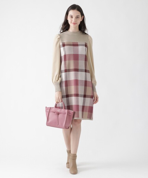 BLUE LABEL CRESTBRIDGE（ブルーレーベルクレストブリッジ）の