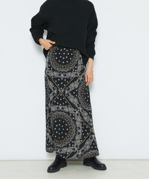 RIVE DROITE（リヴドロワ）の「大人の女性も楽しめる上品な雰囲気【WEB限定】ペーズリー柄スカート（スカート）」