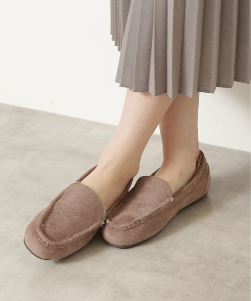 NATURAL BEAUTY BASIC（ナチュラルビューティーベーシック）の「ボアモカシン（モカシン/デッキシューズ・レディース・ブラック/グレー系その他/ベージュ・LARGE/MEDIUM/SMALL）」の3枚目の写真