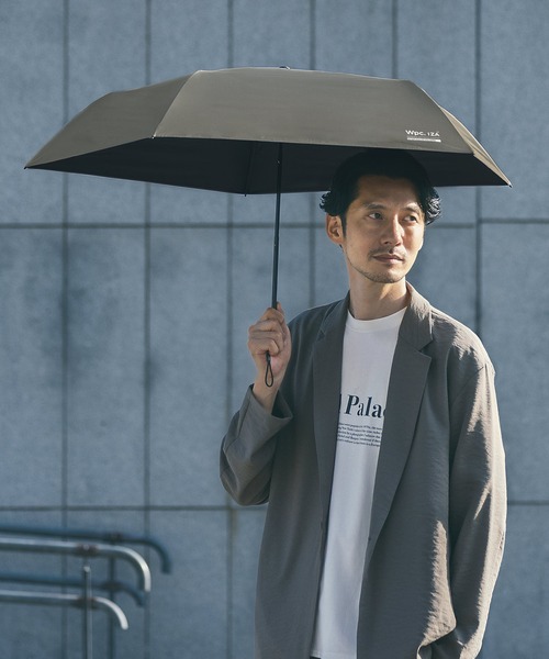 IZA（イーザ）の「完全遮光 IZA【Light＆Slim】 軽量 日傘 折りたたみ 晴雨兼用 Wpc.（折りたたみ傘・メンズ・ブラック/ネイビー/グレー/オフホワイト/ベージュ/ブラウン/シルバー/ホワイト×ブラック/ベージュ系その他/ホワイト×ライトグレー・FREE）」の17枚目の写真