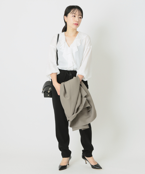 journal standard L'essage(ジャーナルスタンダードレサージュ)の「C/CUドビーフリルブラウス◆(シャツ/ブラウス・レディース・ホワイト/ネイビー/イエロー・FREE)」の4枚目の写真