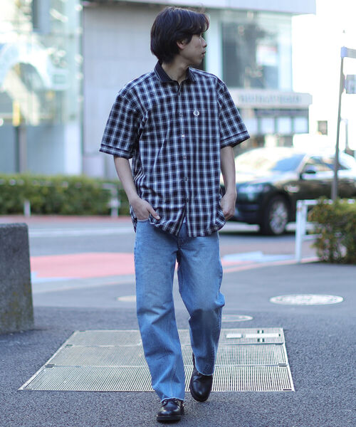 FRED PERRY（フレッドペリー）の「FRED PERRY × BEAMS / 別注 Rib Collar Cuff Shirts（シャツ/ブラウス・メンズ・チャコールグレー/ベージュ・SMALL/MEDIUM/LARGE/X-LARGE）」の3枚目の写真