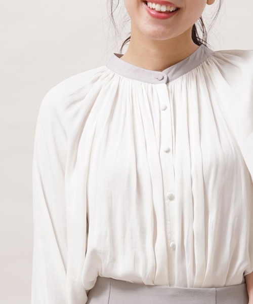rps（アールピーエス）の「ヴィンテージサテン配色ギャザーブラウス（シャツ/ブラウス・レディース・オフホワイト/グレー/グレイッシュベージュ・M）」の11枚目の写真