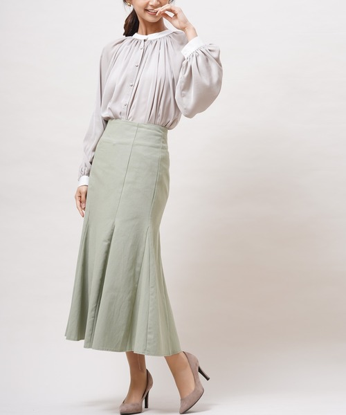 rps（アールピーエス）の「ヴィンテージサテン配色ギャザーブラウス（シャツ/ブラウス・レディース・オフホワイト/グレー/グレイッシュベージュ・M）」の22枚目の写真