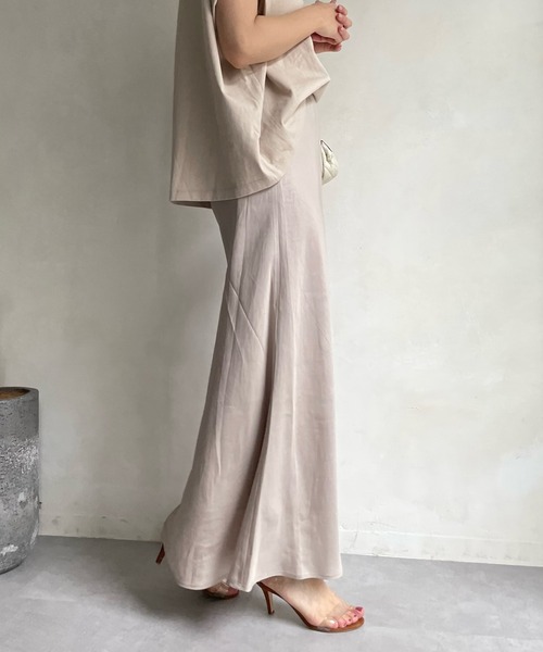 DouDou（ドゥドゥ）の「【一部WEB限定カラー】麻混マーメイドスカート（スカート・レディース・ブラック/ブルー/グレイッシュベージュ/ピンク/オフホワイト/グリーン/ベージュ/レッド・FREE/SMALL）」の14枚目の写真