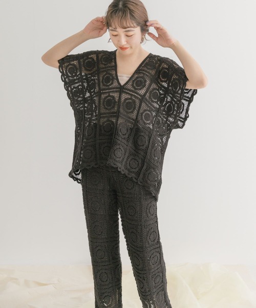 ITEMS URBANRESEARCH（アイテムズ アーバンリサーチ）の「クロシェパッチワークニット（ニット/セーター・レディース・ブラック/ナチュラル・FREE）」の6枚目の写真