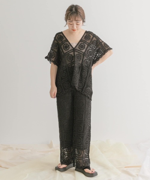 ITEMS URBANRESEARCH（アイテムズ アーバンリサーチ）の「クロシェパッチワークニット（ニット/セーター・レディース・ブラック/ナチュラル・FREE）」の8枚目の写真