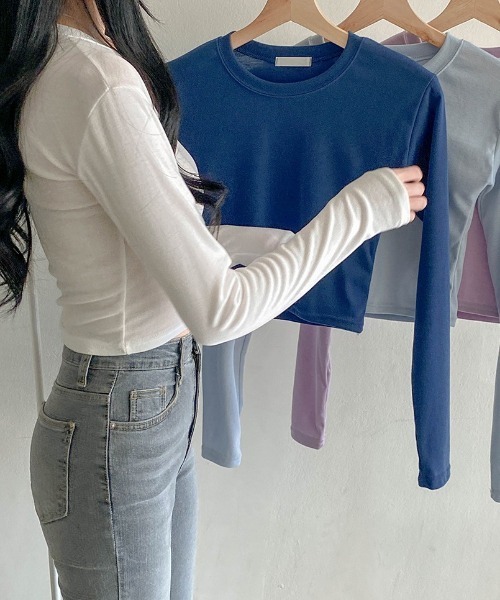 SONA（ソナ）の「SONYUNARA ベーシッククロップTシャツ（Tシャツ/カットソー・レディース・アイボリー/ネイビー/スカイブルー/ライトパープル・FREE）」の5枚目の写真