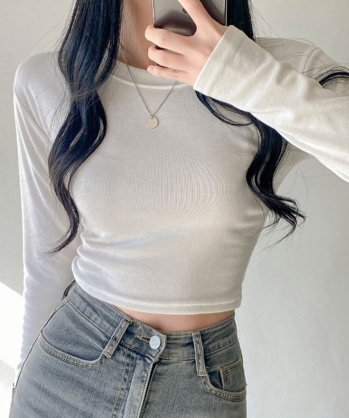 SONA（ソナ）の「SONYUNARA ベーシッククロップTシャツ（Tシャツ/カットソー・レディース・アイボリー/ネイビー/スカイブルー/ライトパープル・FREE）」の8枚目の写真