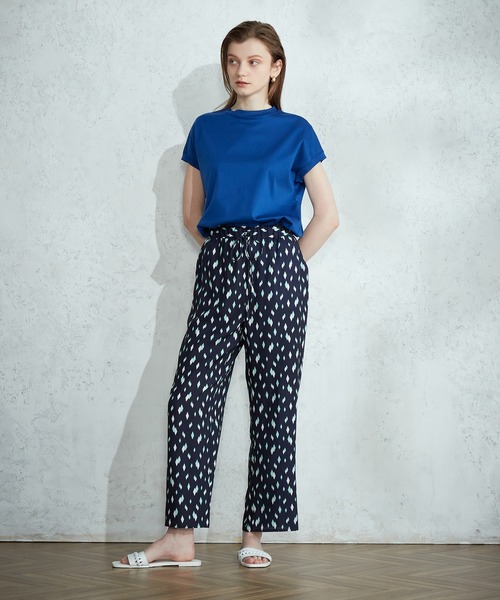 LE SOUK HOLIDAY(ルスークホリデー)の「サテンワイドイージーパンツ(その他パンツ・レディース・ブラック/チャコール/ベージュ/ネイビー・M/L)」の7枚目の写真