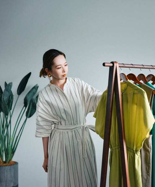 URBAN RESEARCH ROSSO WOMEN(アーバンリサーチ ロッソ)の「ストライプカフタンシャツワンピース(ワンピース・レディース・ブルー系その他/ホワイト系その他・FREE)」の6枚目の写真