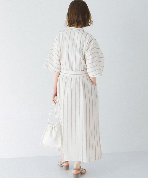 URBAN RESEARCH ROSSO WOMEN(アーバンリサーチ ロッソ)の「ストライプカフタンシャツワンピース(ワンピース・レディース・ブルー系その他/ホワイト系その他・FREE)」の11枚目の写真