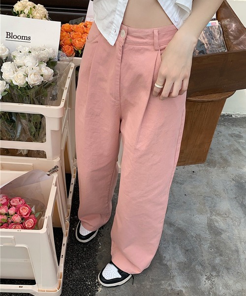 ANOTHER S(アナザーエス)の「カラーデニム タック入りワイドパンツ(デニムパンツ・レディース・パープル/ホワイト/ピンク・L/M/S)」の4枚目の写真