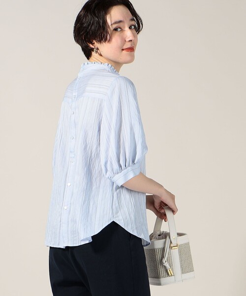 NOLLEY’S(ノーリーズ)の「衿フリル5分袖ブラウス(シャツ/ブラウス・レディース・ホワイト系その他4/ブラック系その他3/ブルー系その他3・36/38)」の3枚目の写真