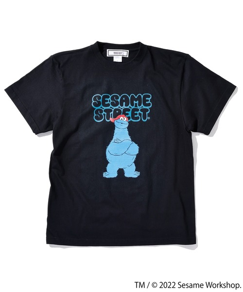 PROJECT SR'ES(プロジェクトエスアールエス)の「【SESAME STREET×PROJECT SR’ ES】Cookie Monster/クッキーモンスター SS TEE(Tシャツ/カットソー・メンズ・ホワイト/ブラック・LARGE/X-LARGE/MEDIUM)」の2枚目の写真