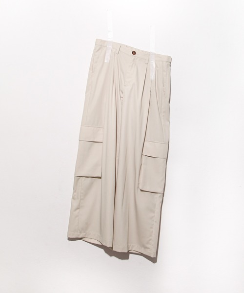 NILWAY(ニルウェイ)の「TRカラーカーゴワイドスラックス(カーゴパンツ・メンズ・ホワイト/ブラック/ブルー/グリーン・SMALL/MEDIUM/LARGE)」の2枚目の写真