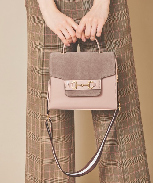 31 Sons de mode(トランテアン ソン ドゥ モード)の「配色テープフラップバッグ(ショルダーバッグ・レディース・ピンク/ブラウン・フリー)」の3枚目の写真