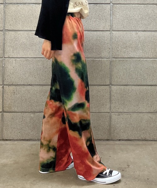 mi via loca（ミヴィアロカ）の「チュールタイダイラウンジパンツ（その他パンツ・レディース・レッド/グリーン・FREE）」の10枚目の写真