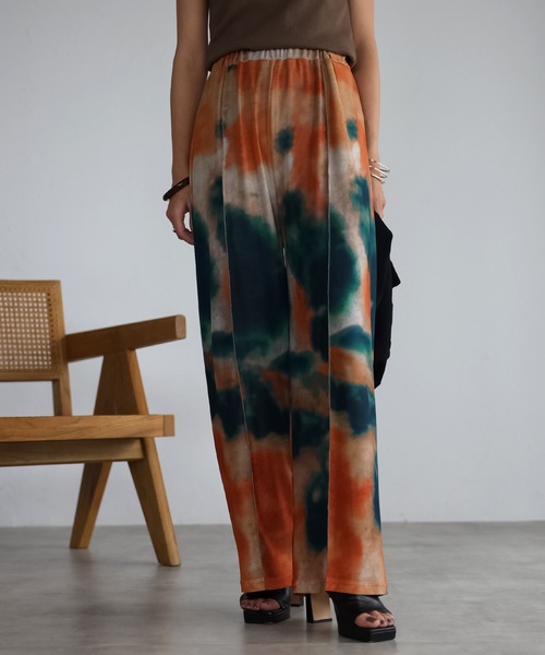mi via loca（ミヴィアロカ）の「チュールタイダイラウンジパンツ（その他パンツ・レディース・レッド/グリーン・FREE）」の16枚目の写真