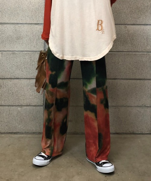 mi via loca（ミヴィアロカ）の「チュールタイダイラウンジパンツ（その他パンツ・レディース・レッド/グリーン・FREE）」の13枚目の写真