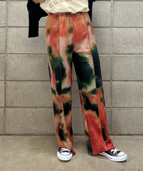 mi via loca（ミヴィアロカ）の「チュールタイダイラウンジパンツ（その他パンツ・レディース・レッド/グリーン・FREE）」の8枚目の写真