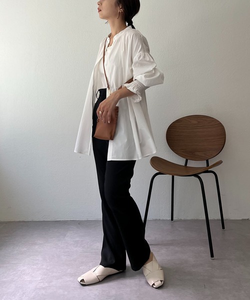 CAPRICIEUX LE'MAGE(カプリシューレマージュ)の「袖シャーリングパフシャツ(シャツ/ブラウス・レディース・ホワイト/パープル/グレー・FREE)」の9枚目の写真