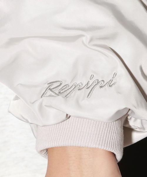 repipi armario（レピピ アルマリオ）の「ソデシャーリングMA-1（MA-1・キッズ・ブラック/グレー・SMALL/MEDIUM/LARGE）」の10枚目の写真