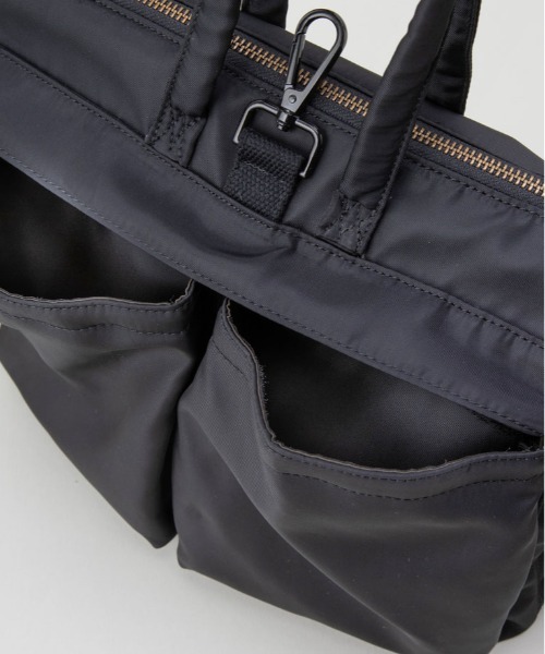 LE VERNIS（ル・ベルニ）の「LE VERNIS(ル・ベルニ)ヘルメットminiバッグ（ショルダーバッグ・レディース・ブラック/カーキ・FREE）」の13枚目の写真