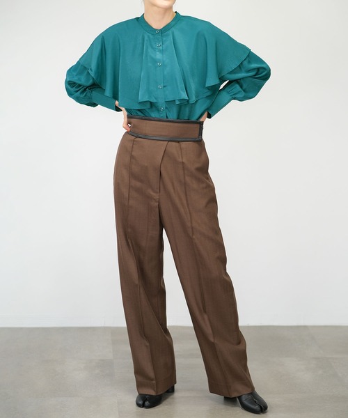 ＡＮＤＪ（アンドジェイ）の「【2022/AW】ケープ風ヨークブラウス（シャツ/ブラウス・レディース・ブラック/ホワイト/ブルー・M）」の21枚目の写真