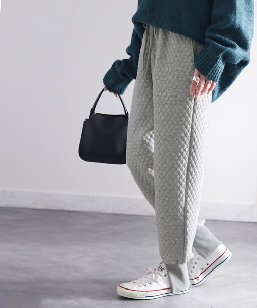 ms+ ideal（エムズプラスアイディール）の「《ms+ ideal》大人の上級者パンツ。裾スリット中綿キルティングジョガーパンツ（スウェットパンツ・レディース・アイボリー/ブラック/杢グレー・LARGE/SMALL/X-LARGE/MEDIUM）」の8枚目の写真
