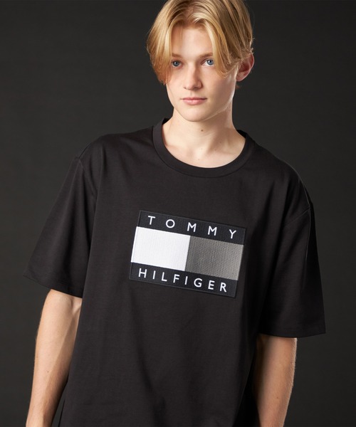 TOMMY HILFIGER(トミーヒルフィガー)の「MONOCHROME CAPSULE TOMMY HILFIGER(トミーヒルフィガー)の「MONOCHROME CAPSULE