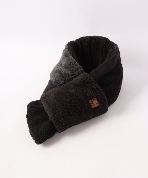 UGG 新品　黒　フリンジマフラー UGG 新品 黒 フリンジマフラー